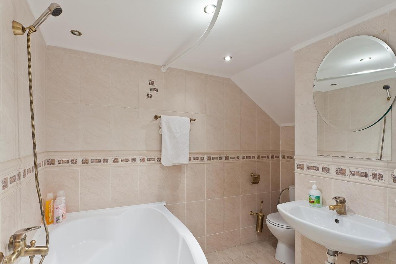 Sutkiminsk Apartment Centre ภายนอก รูปภาพ