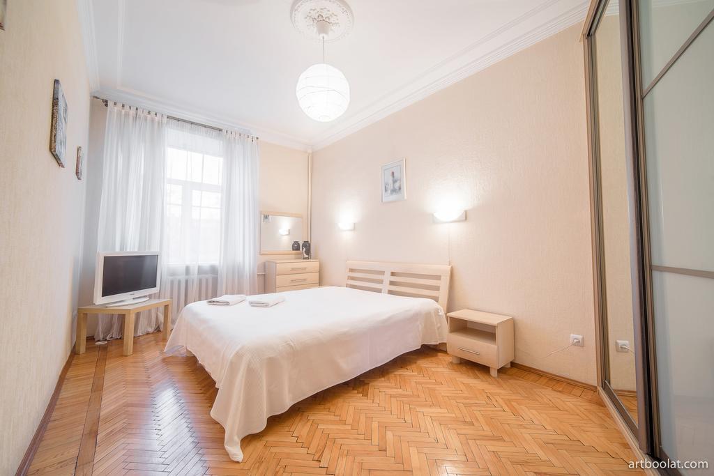 Sutkiminsk Apartment Centre ภายนอก รูปภาพ