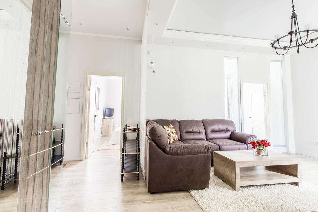 Sutkiminsk Apartment Centre ภายนอก รูปภาพ