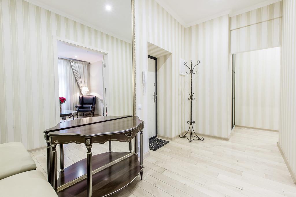 Sutkiminsk Apartment Centre ภายนอก รูปภาพ
